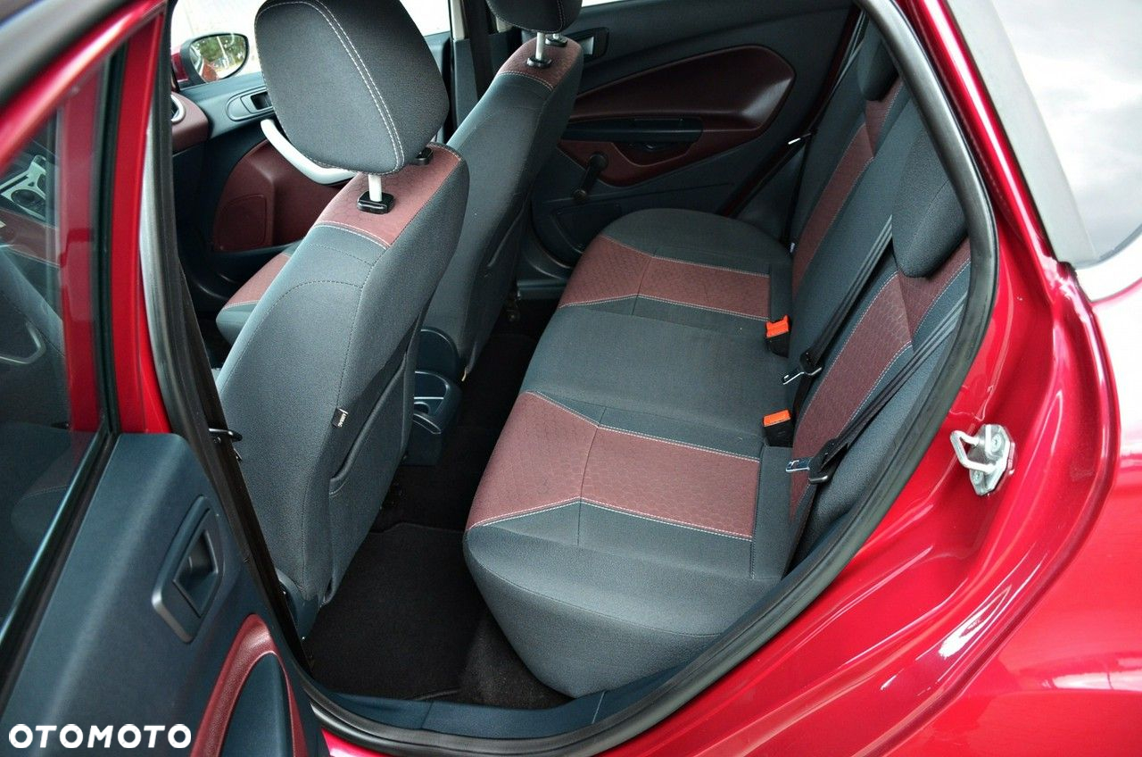 Ford Fiesta - 20