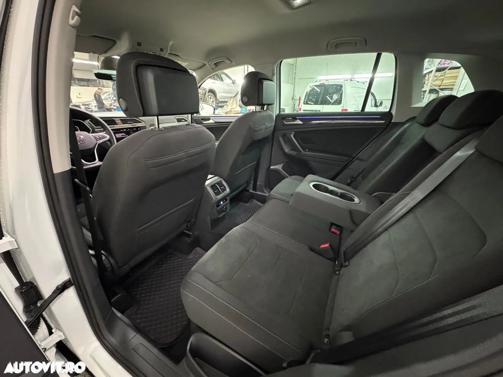 Volkswagen Tiguan - 25