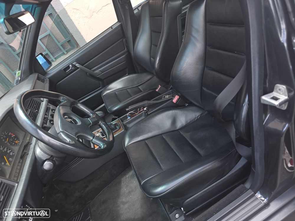Mercedes-Benz W201 (1982-1993) 190 E 2.5-16 - 4
