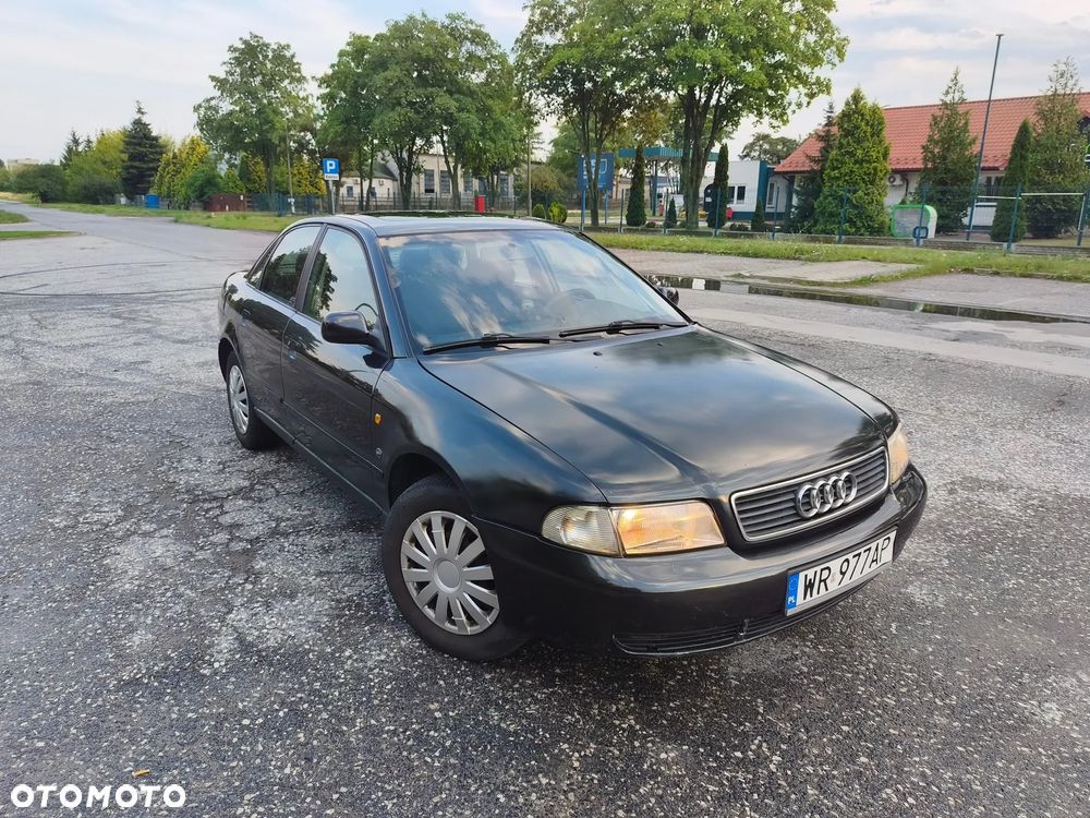 Audi A4 Limousine 1.6 - 1