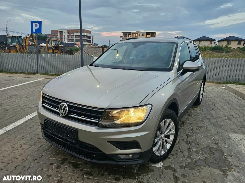 Volkswagen Tiguan 2.0 TDI 4Mot DSG Comfortline - 9