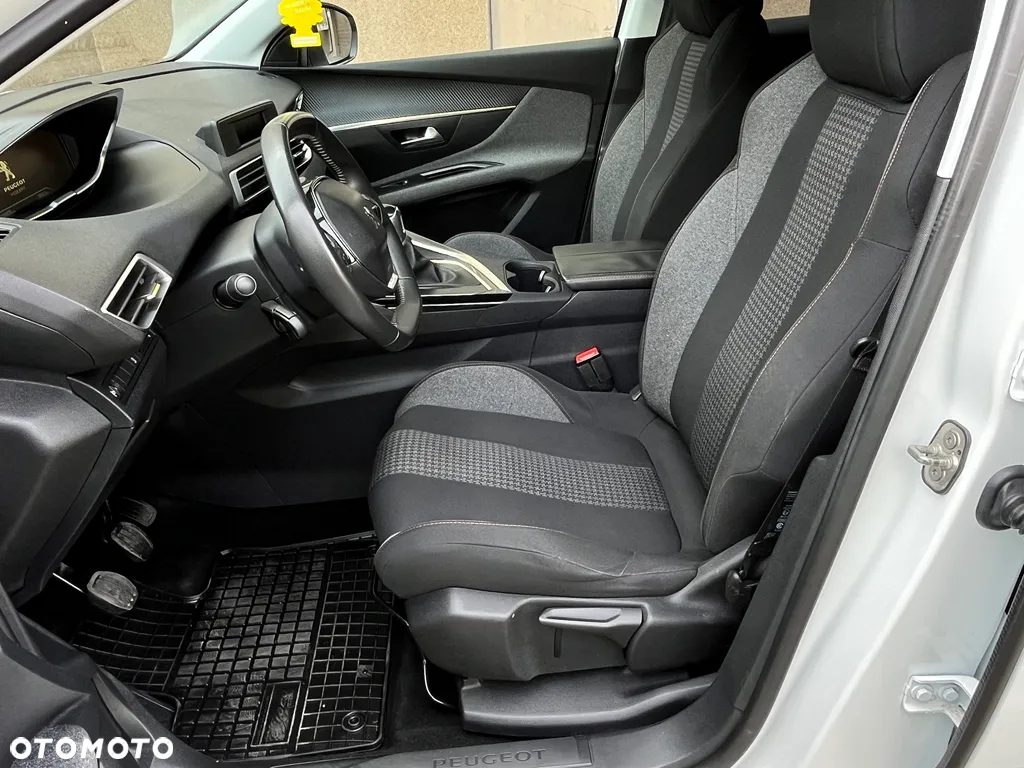 Peugeot 3008 1.2 PureTech Active - 19