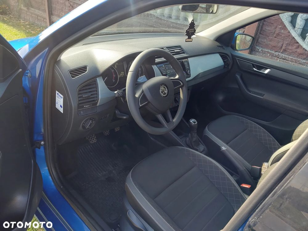 Skoda Fabia - 6