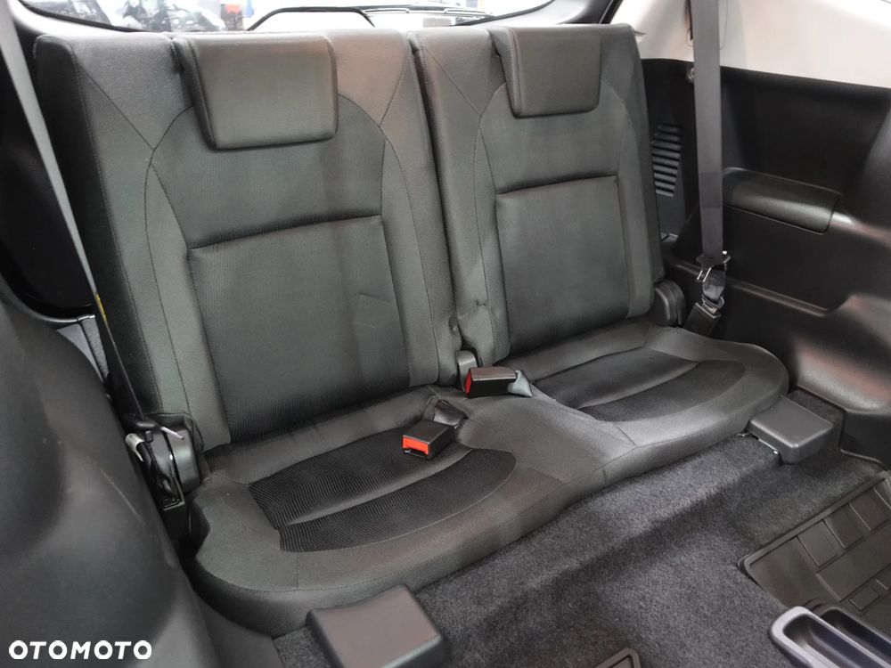 Nissan Qashqai+2 2.0 I-Way - 27