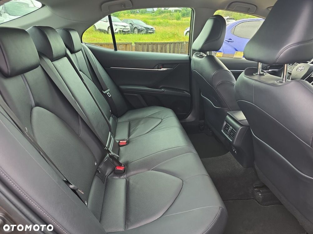 Toyota Camry 2.5 Hybrid Executive CVT - 15