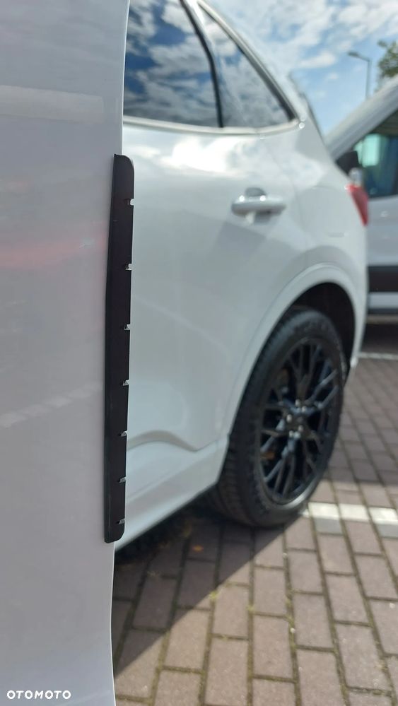 Ford Kuga 2.5P PHEV FWD ST-Line X eCVT - 16