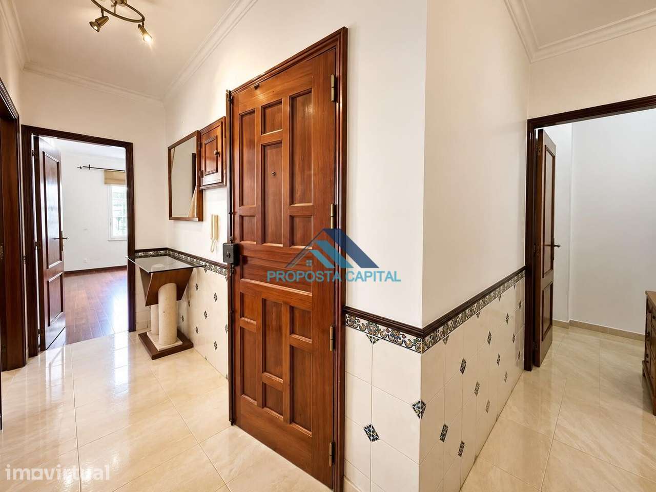 Apartamento T2 Tapada das Mercês - Grande imagem: 5/27