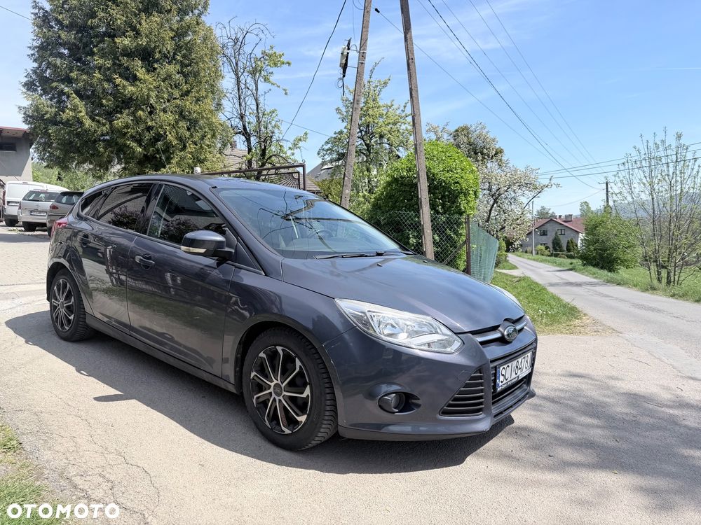 Ford Focus 1.6 TDCi DPF Start-Stopp-System Ambiente - 16