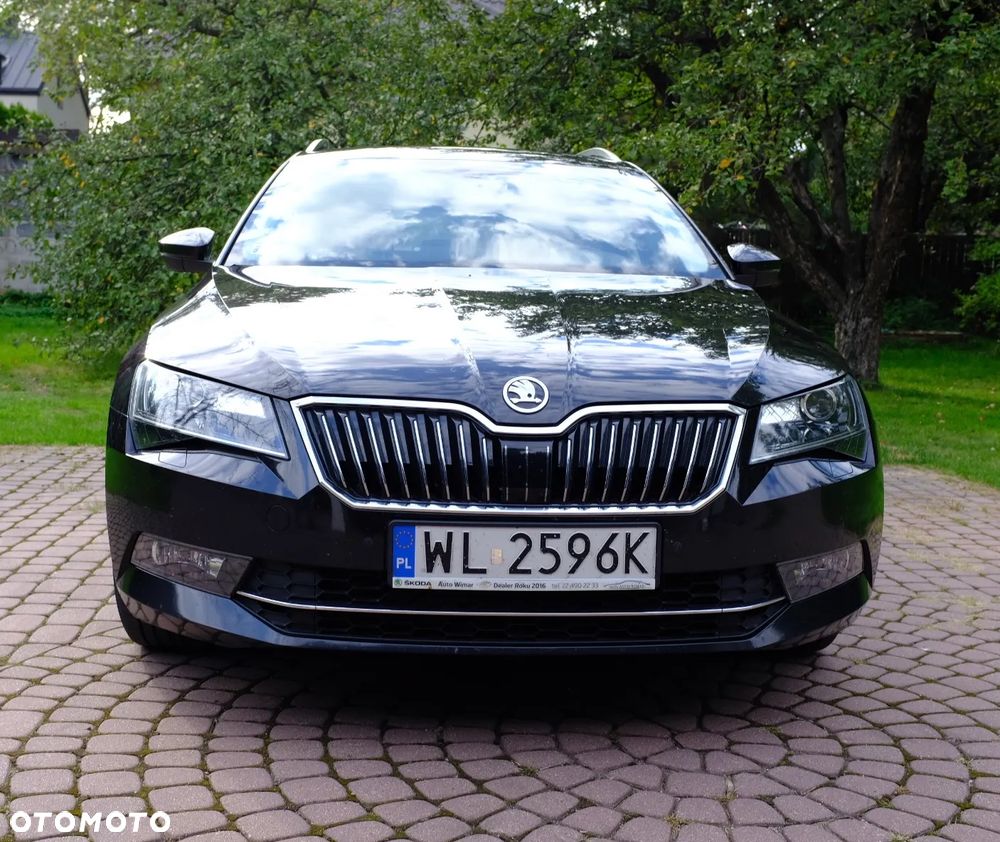 Skoda Superb 2017 photo 2