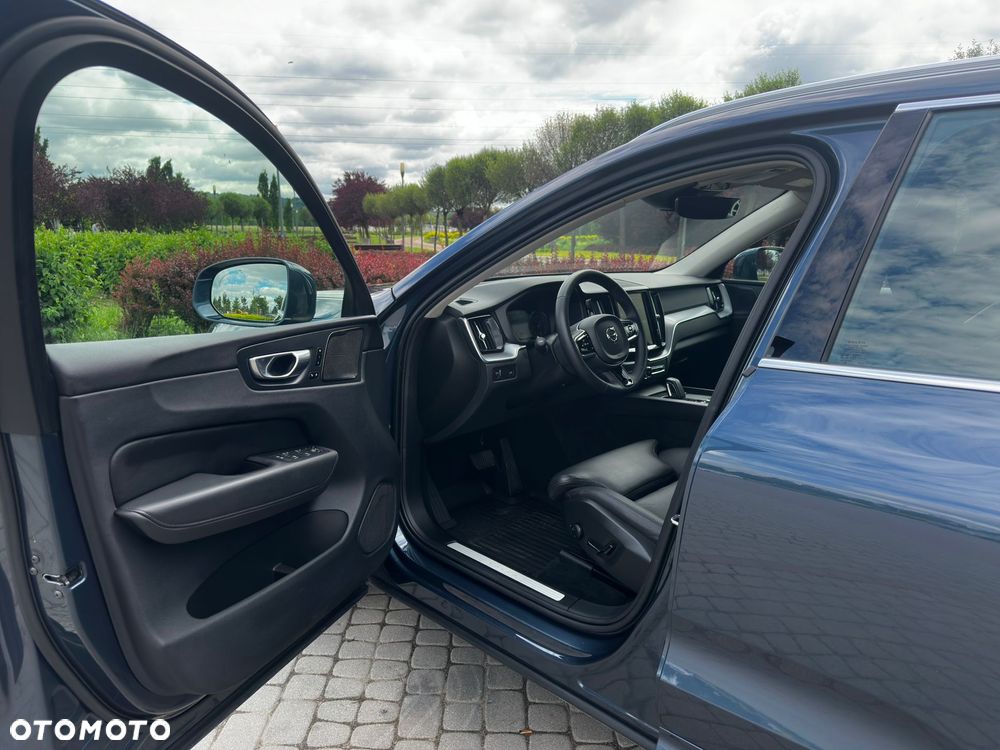Volvo XC 60 B4 D AWD Inscription - 15