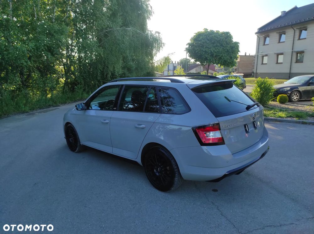 Skoda Fabia 1.2 TSI Monte Carlo DSG - 2