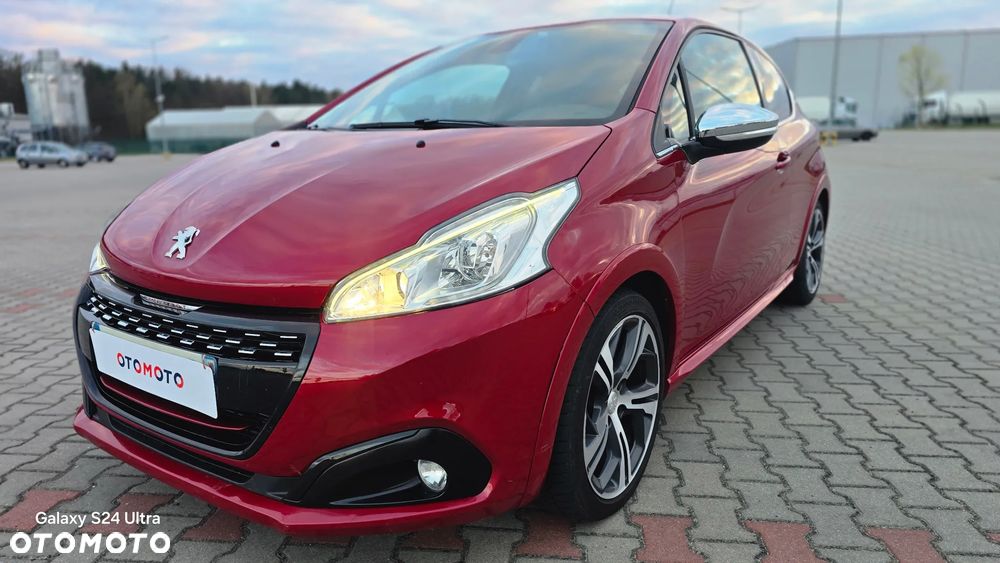 Peugeot 208 THP STOP & START GTi by Sport - 2