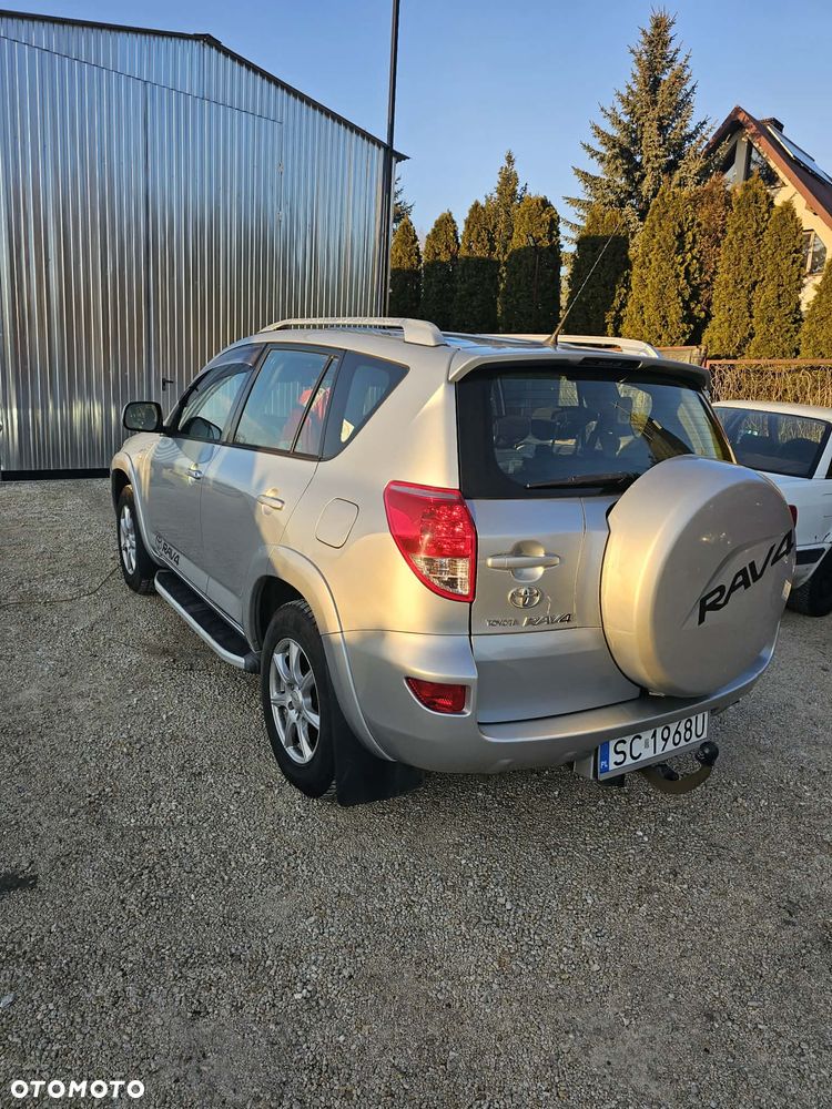 Toyota RAV4 2.2 D-4D X - 10
