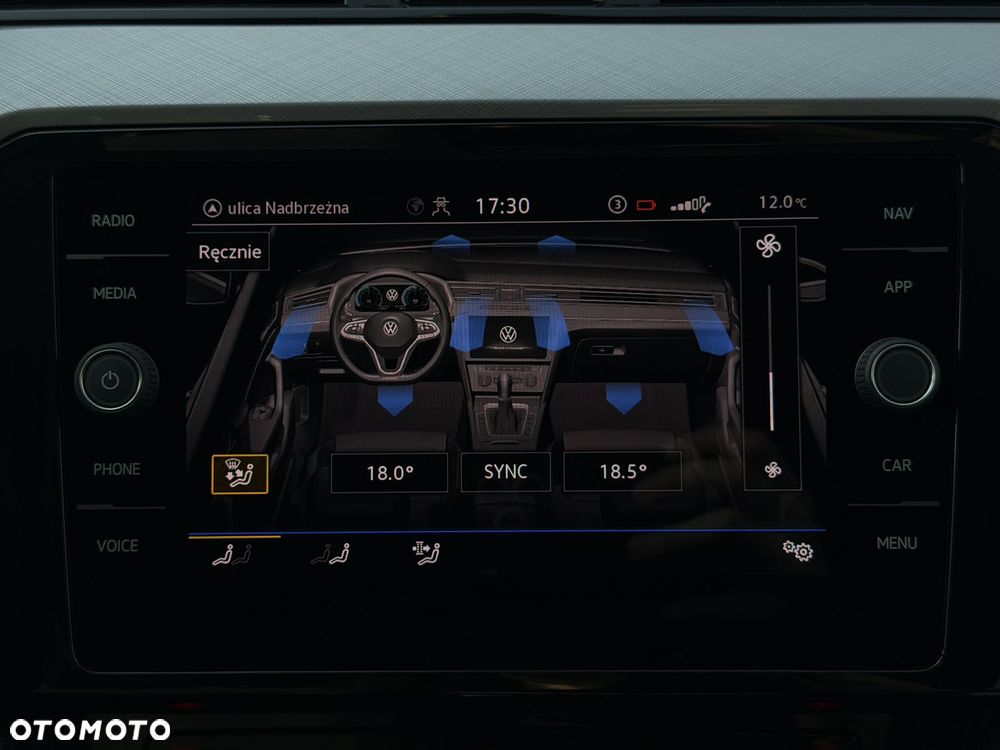 Volkswagen Passat Variant 2.0 TDI EVO Business DSG - 20