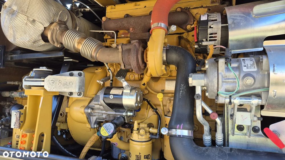 Caterpillar M 313 D - 8