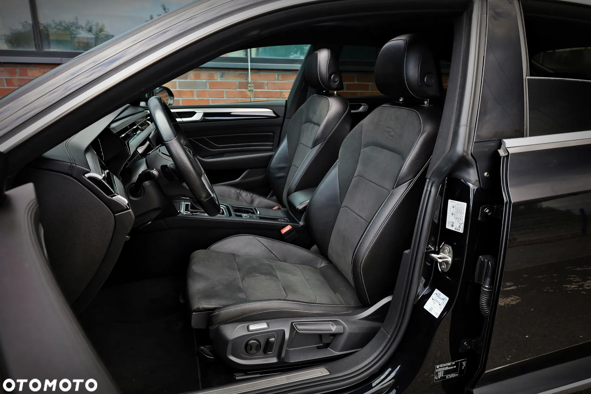 Volkswagen Arteon 2.0 TSI R-Line DSG - 22