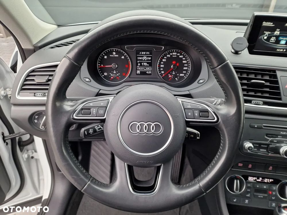 Audi Q3 2.0 TDI S tronic design - 32