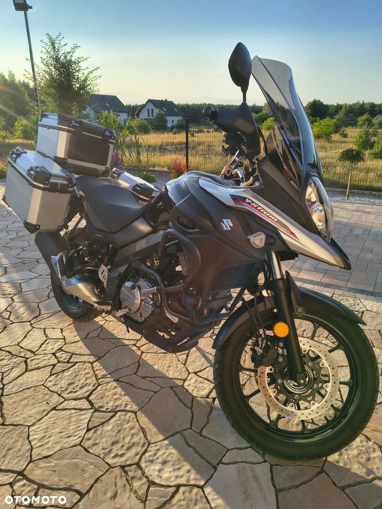 Suzuki V-STROM - 29