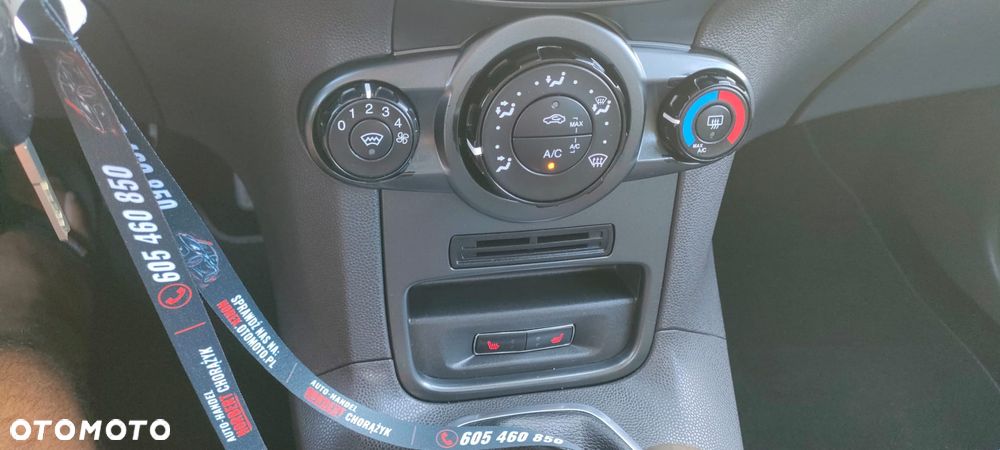 Ford Fiesta 1.25 SYNC Edition - 12