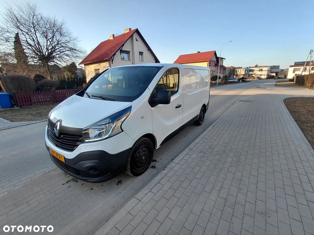 Renault Trafic - 1