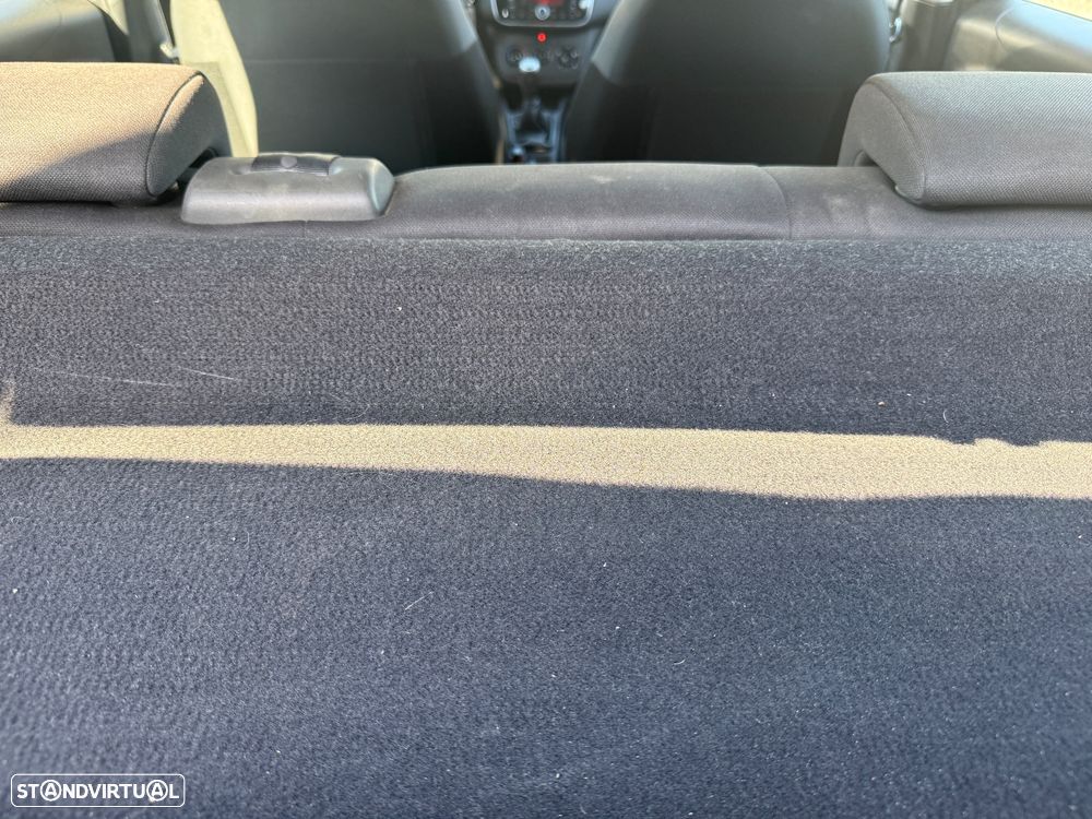 Fiat Punto 1.3 M-Jet Easy S&S - 21