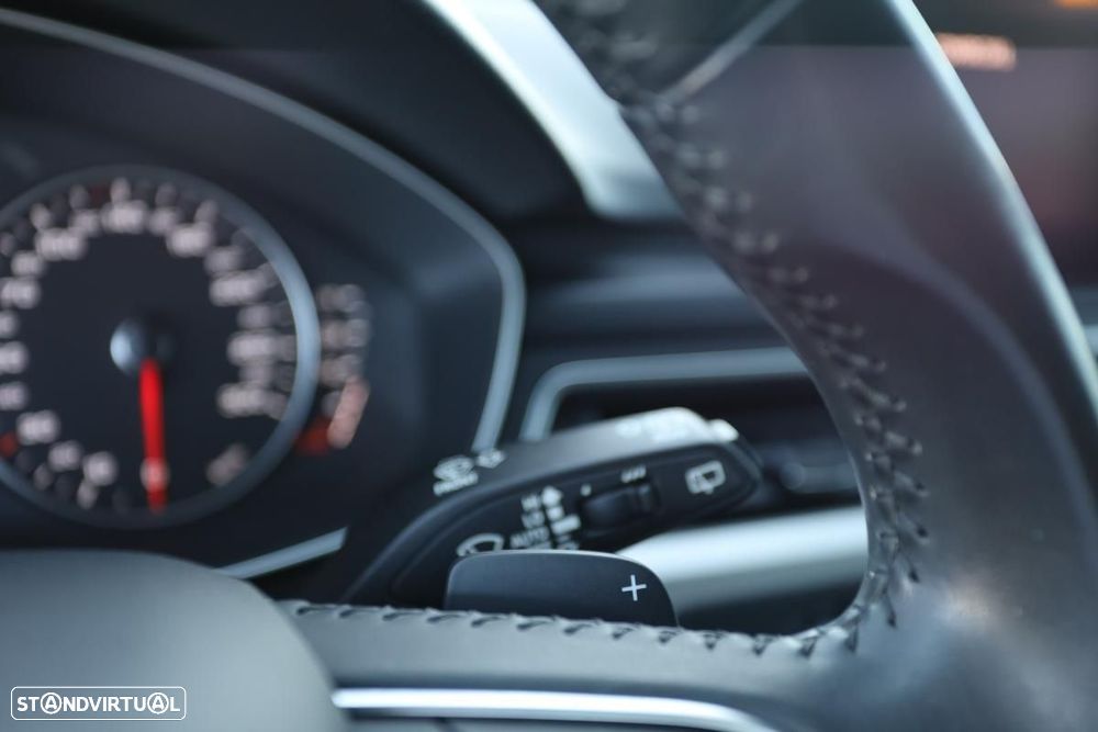 Audi A4 Avant 35 TDI Design S tronic - 14