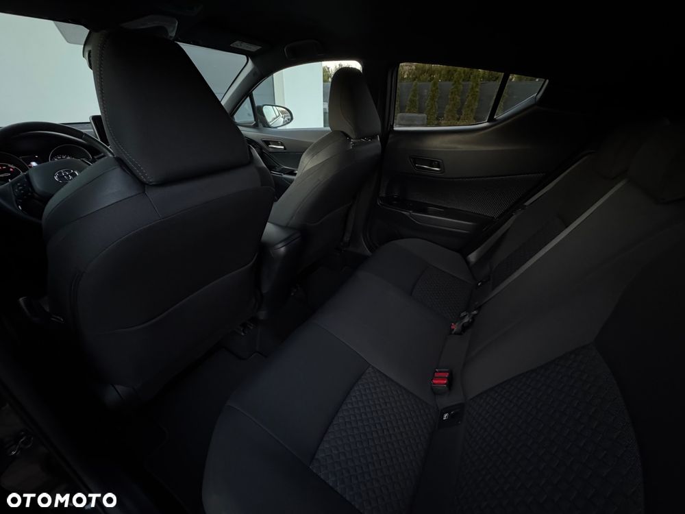 Toyota C-HR - 37