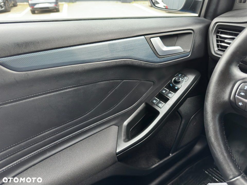 Ford Focus - 21