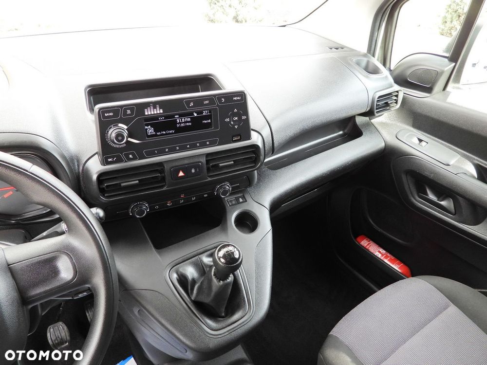 Toyota PROACE CITY  FURGON CHŁODNIA  -15*C ZASILANIE 230V TEMPOMAT KLIMATYZACJA  100KM - 32