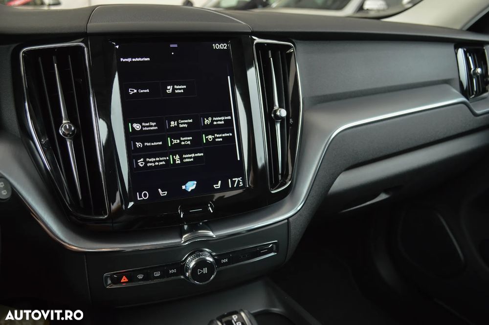 Volvo XC 60 D4 AWD Momentum - 10