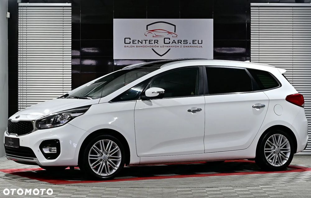 Kia Carens 1.7 CRDi M - 12