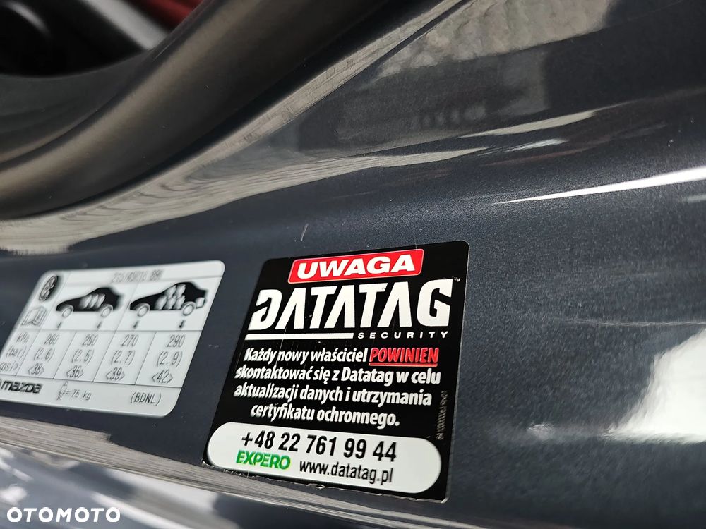 Mazda 3 2.0 mHEV Takumi - 25