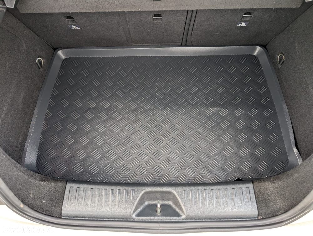 Mercedes-Benz Klasa A 160 d AMG Line - 14