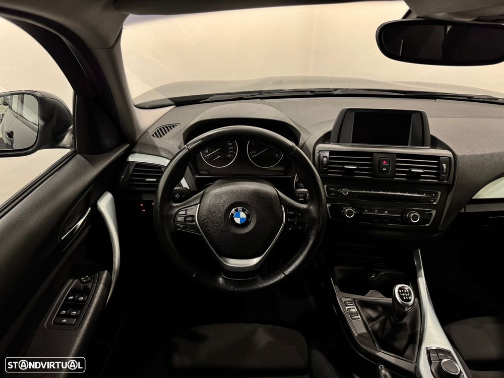 BMW 116 d EDynamics Line Sport - 8