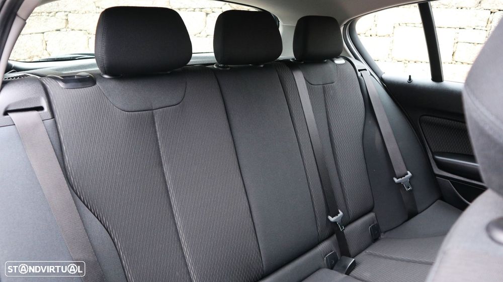 BMW 116 d EDynamics Advantage - 38