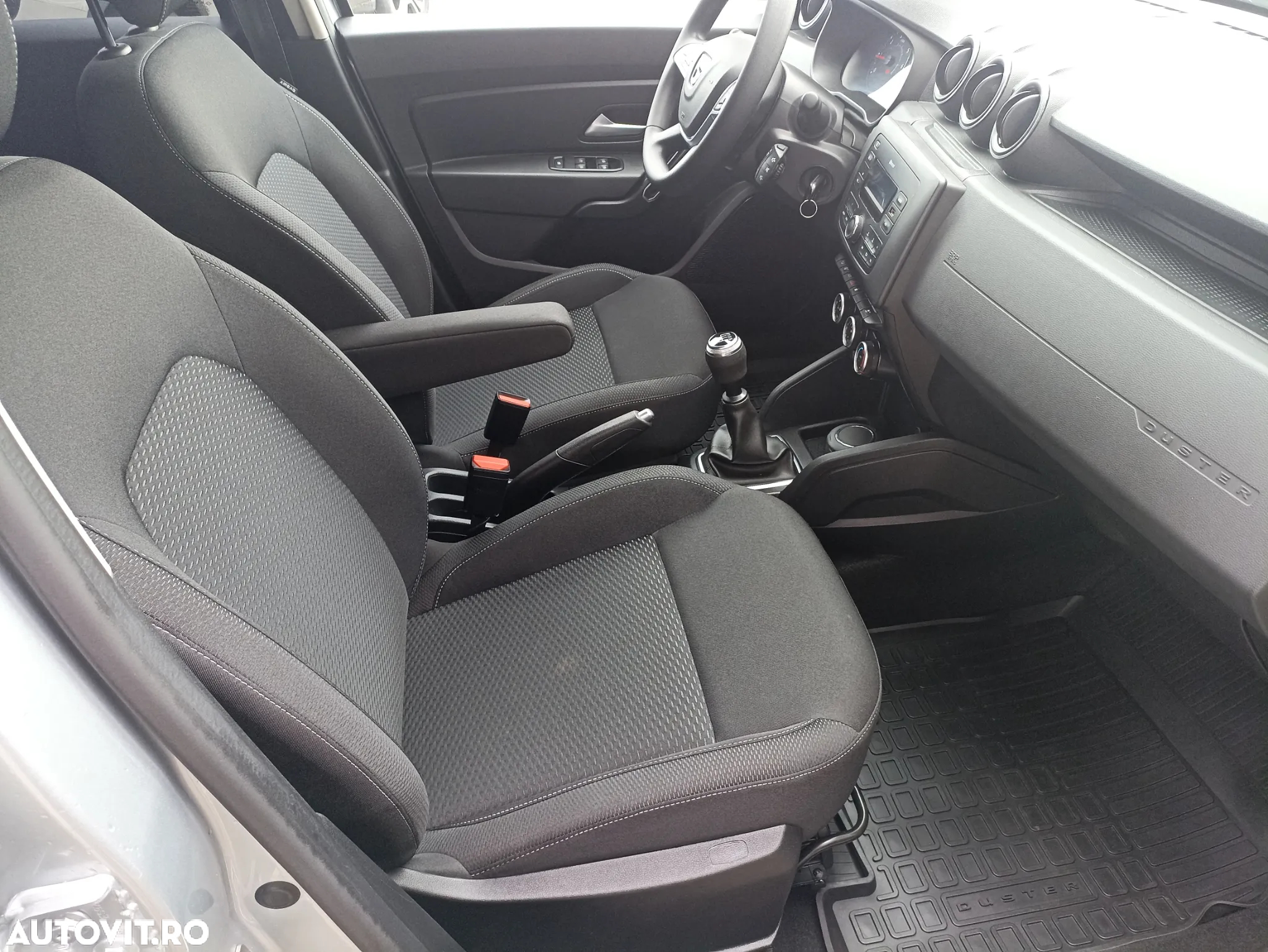 Dacia Duster 1.5 Blue dCi 4WD Comfort - 12
