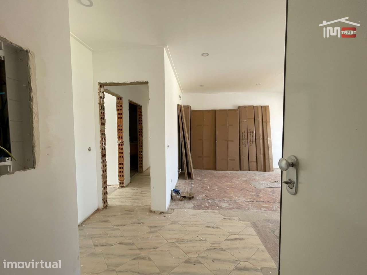 Dois T3 Totalmente Remodelados com Espaços Exteriores no Alto do Se... - Grande imagem: 4/38