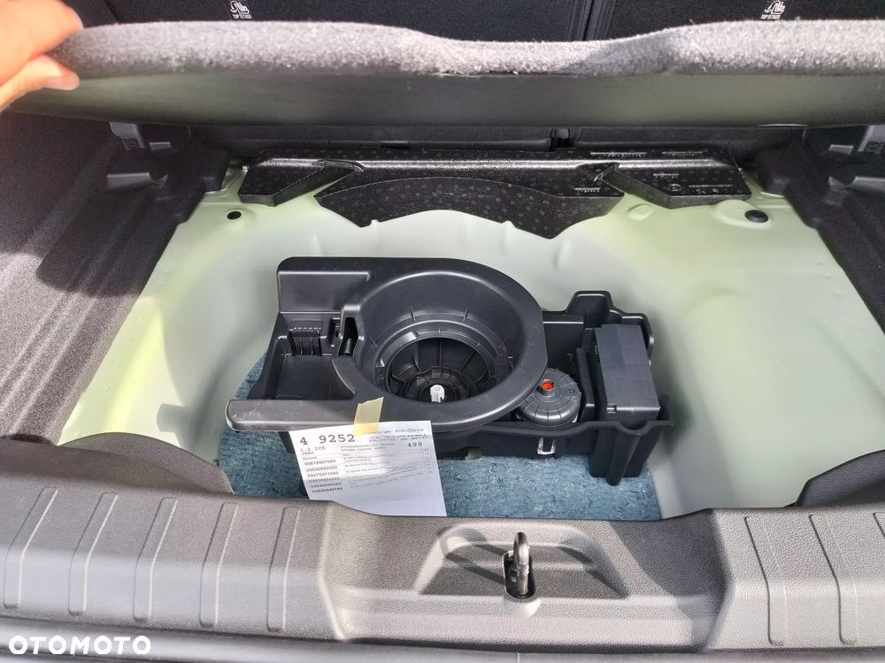 Jeep Avenger 1.2 T3 Longitude - 23