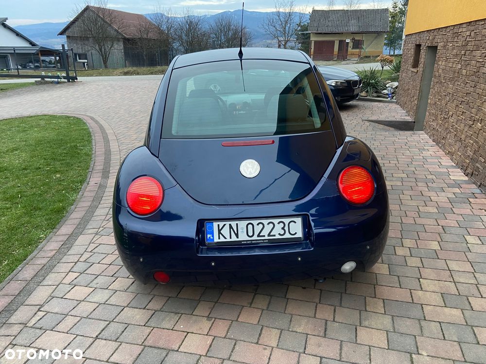 Volkswagen New Beetle 1.6 - 4