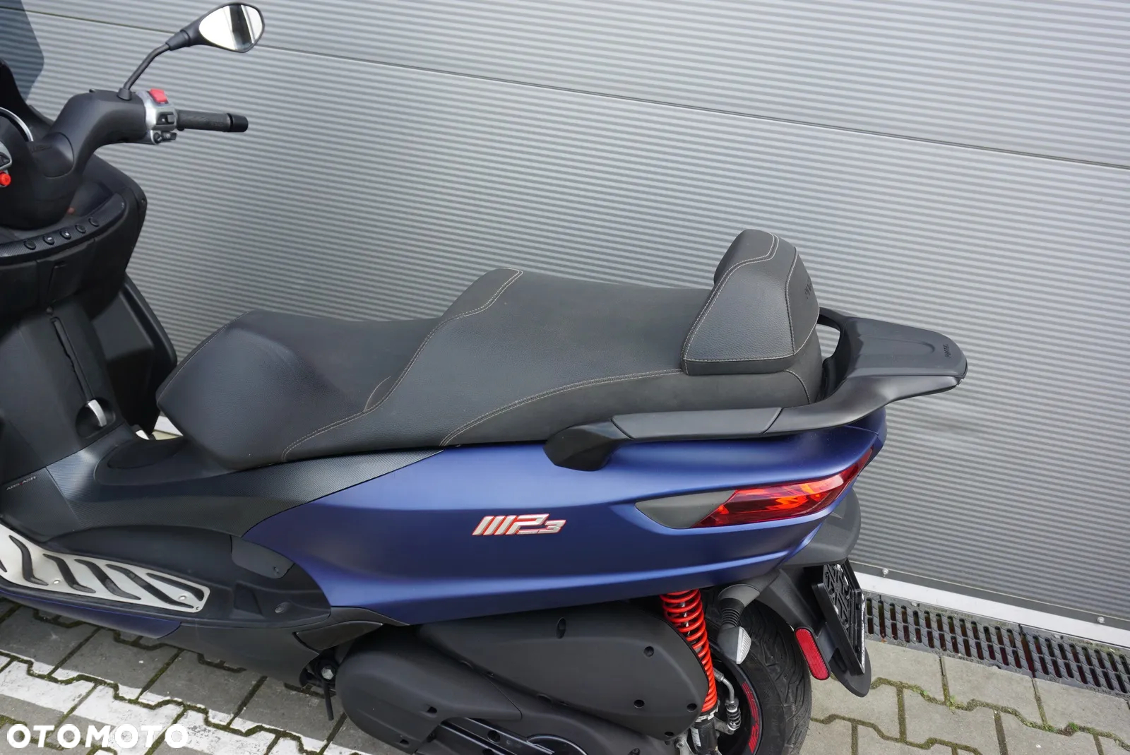 Piaggio MP-3 - 19