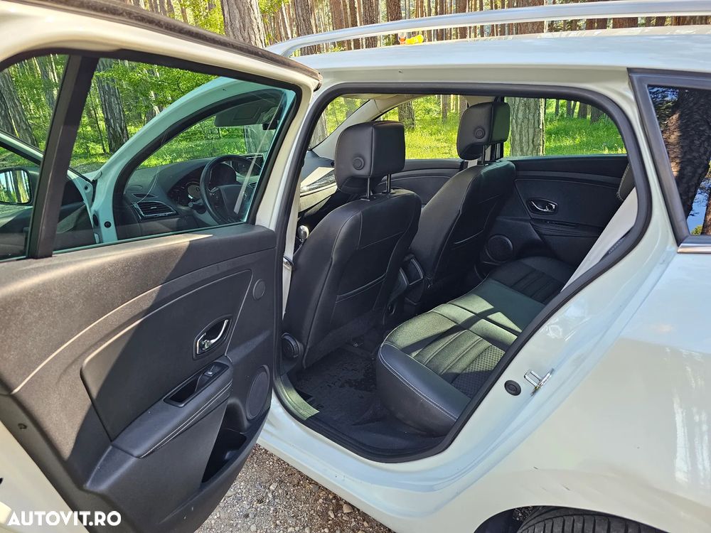 Renault Megane ENERGY dCi 130 Start & Stop Bose Edition - 17