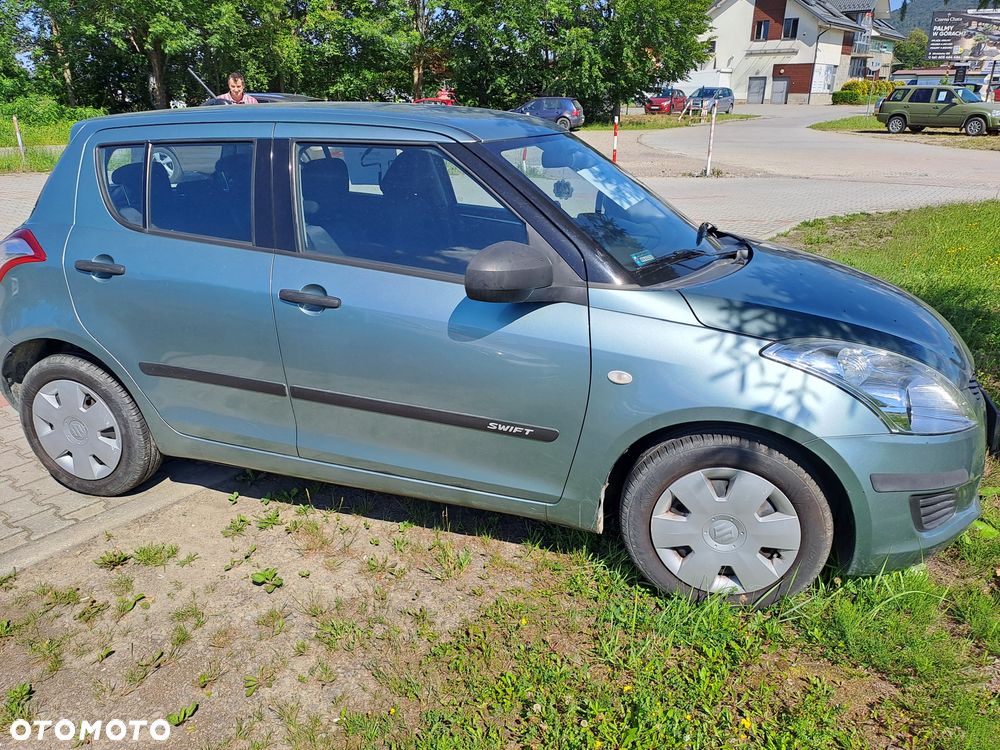 Suzuki Swift - 2