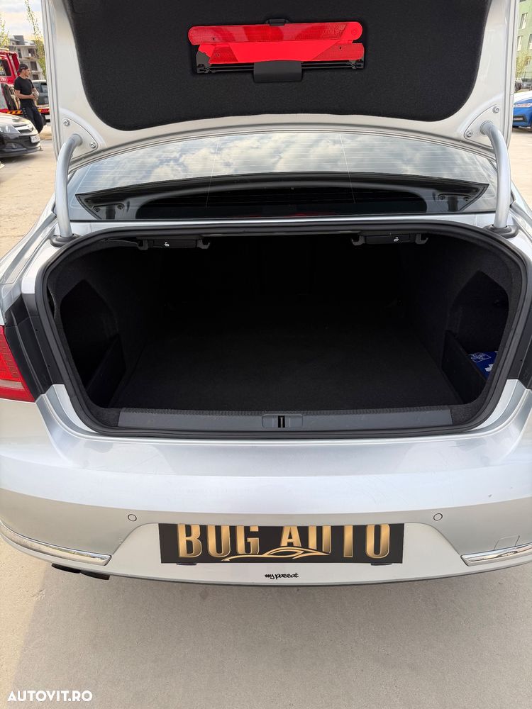 Volkswagen Passat 1.8 TSI Exclusive - 14