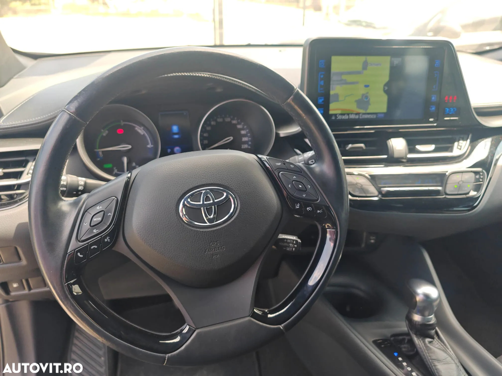 Toyota C-HR - 9