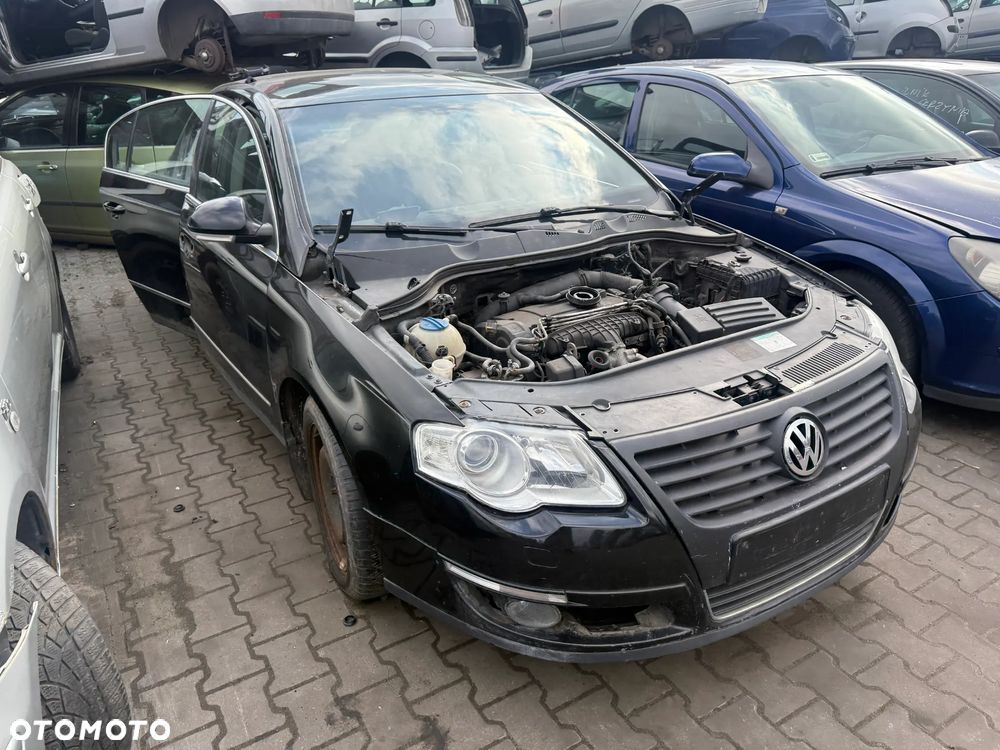 VW Passat B6 Sedan 2.0 TDI Zderzak Drzwi Klapa Błotnik