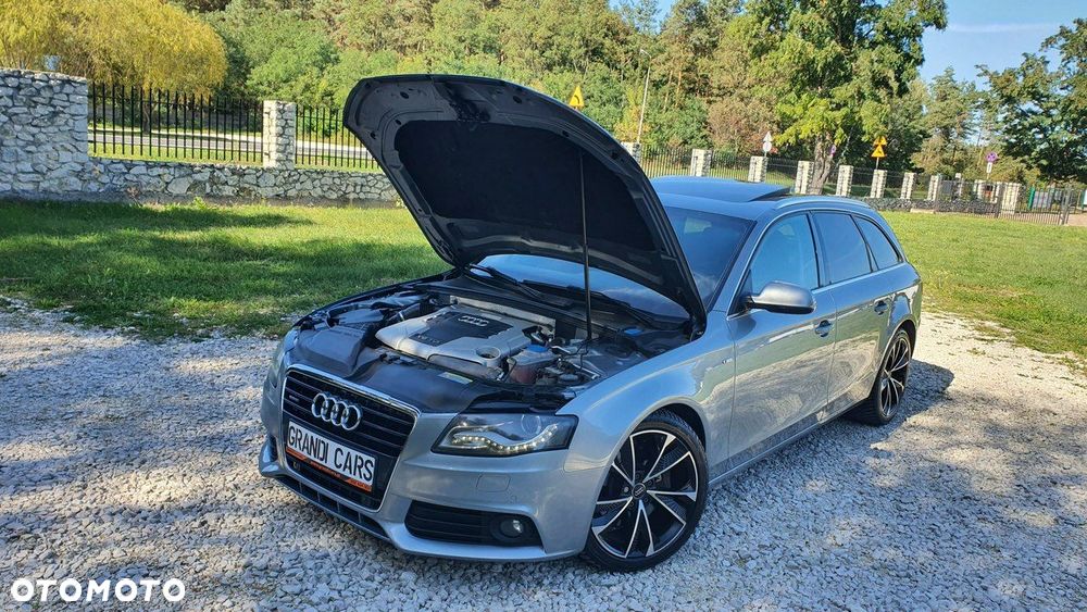 Audi A4 Avant - 31