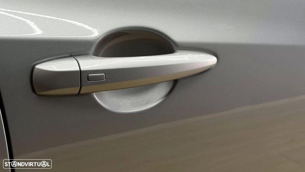 Nissan Juke 1.0 DIG-T N-Connecta NAV. DCT - 7