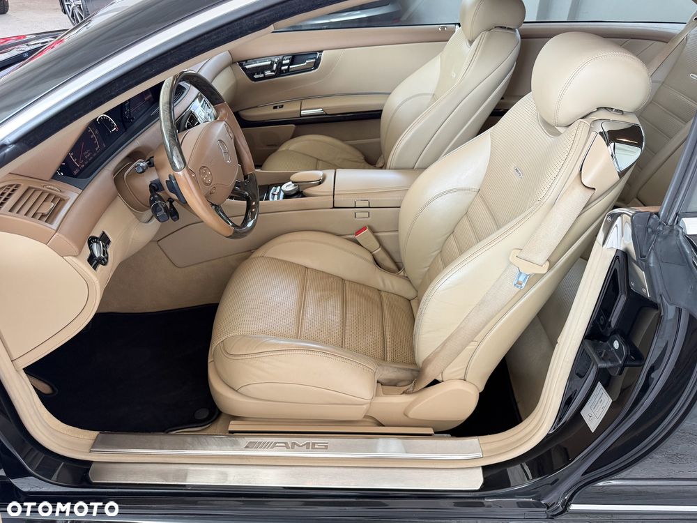 Mercedes-Benz CL 63 AMG - 19