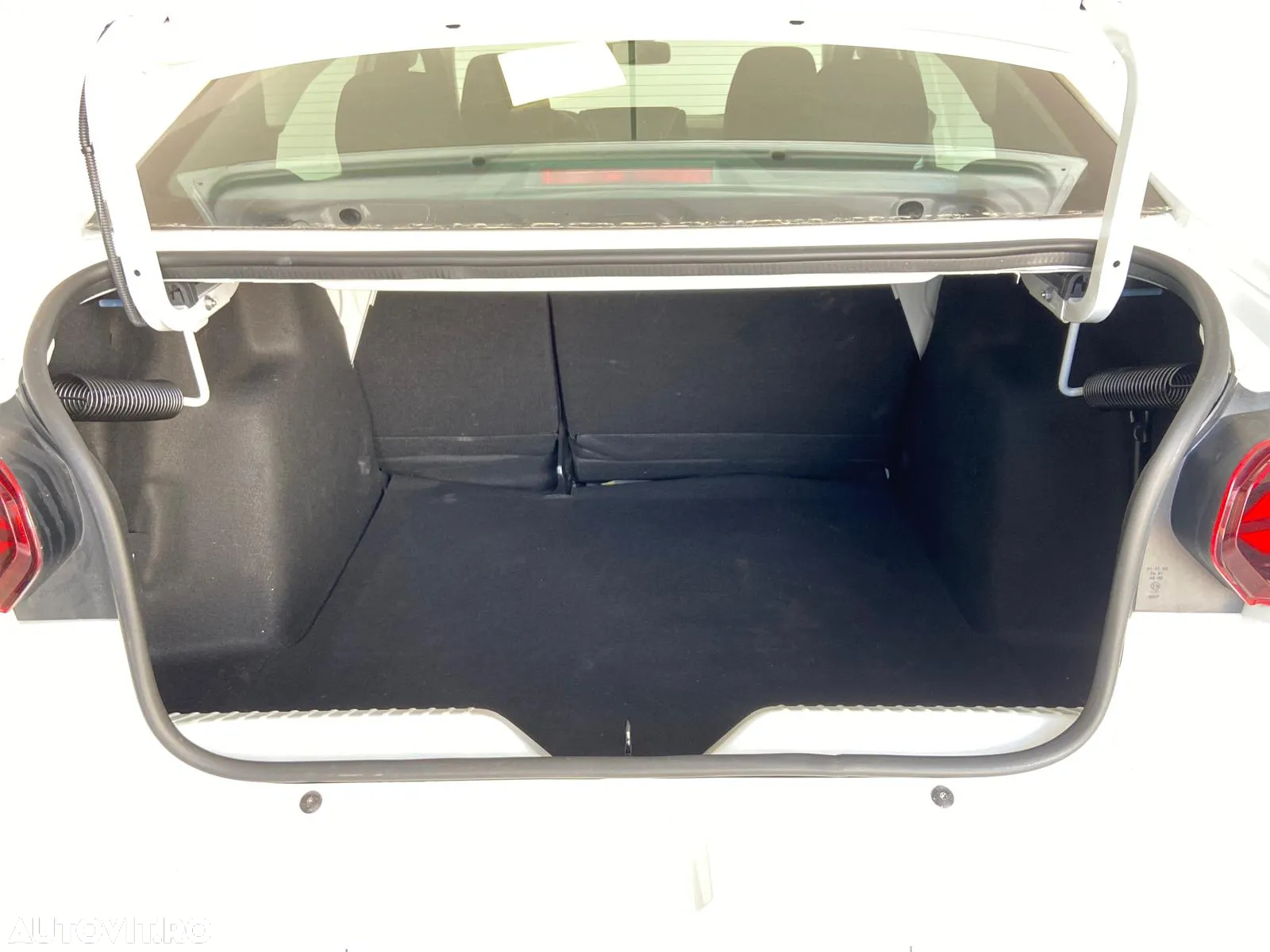 Dacia Logan TCe 90 MT6 Expression - 5