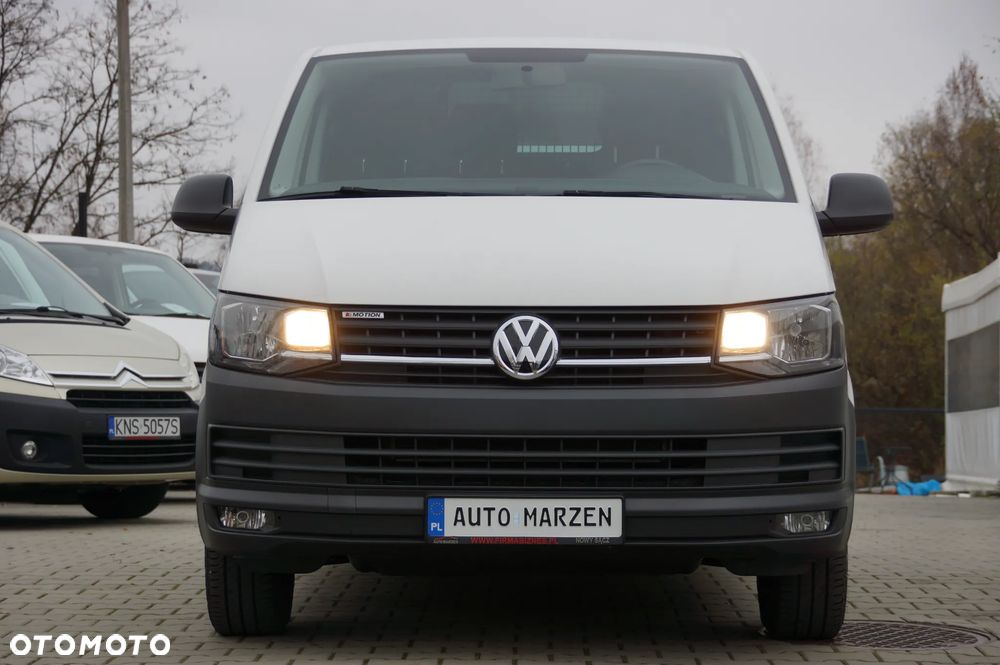 Volkswagen Transporter - 2